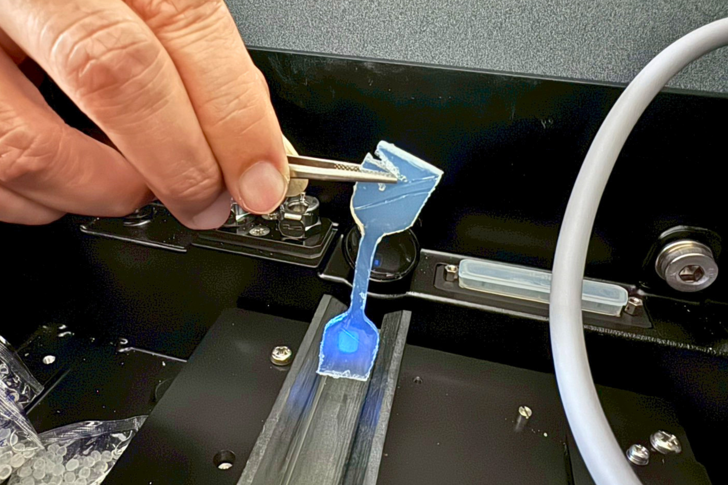 Matsu’s “Blue Tears” Inspire NYCU Breakthrough in Next-Generation Luminescent Materials