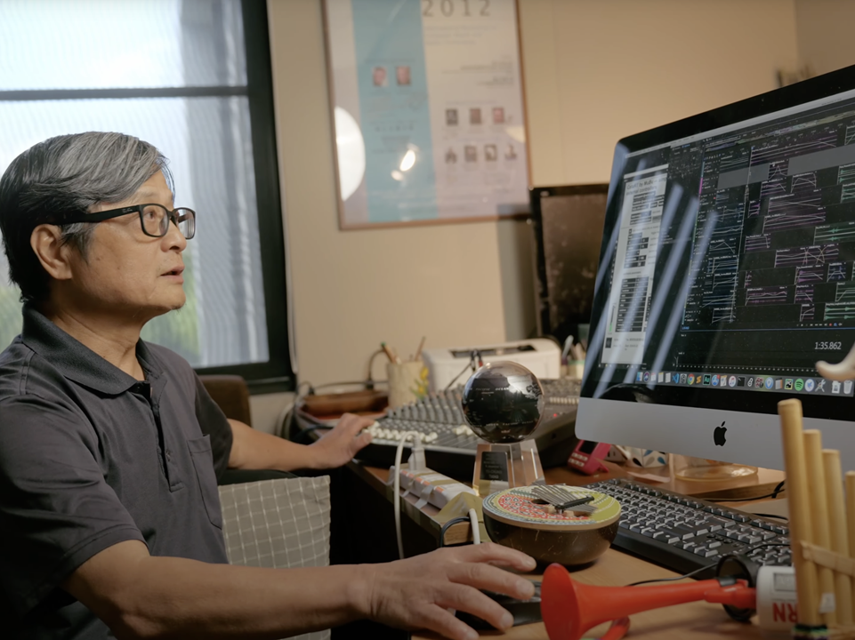 曾毓忠教授運用大量的電腦DSP數位音訊技術