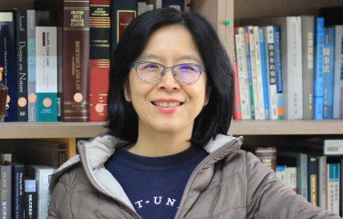 Yang, Hsiu-I