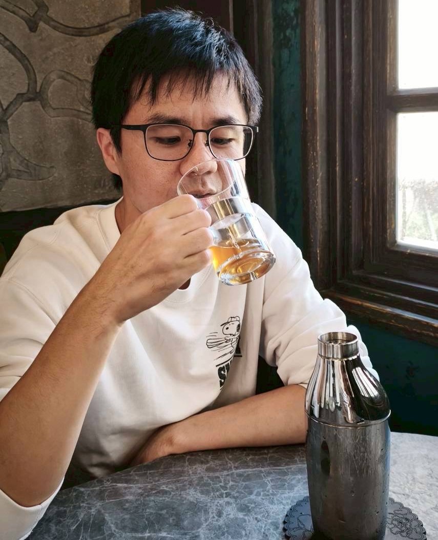 周揚邦個人照