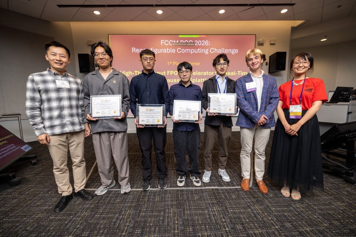 左二起為胡奕晨、鄭惟謙、郭家佑、賴冠維