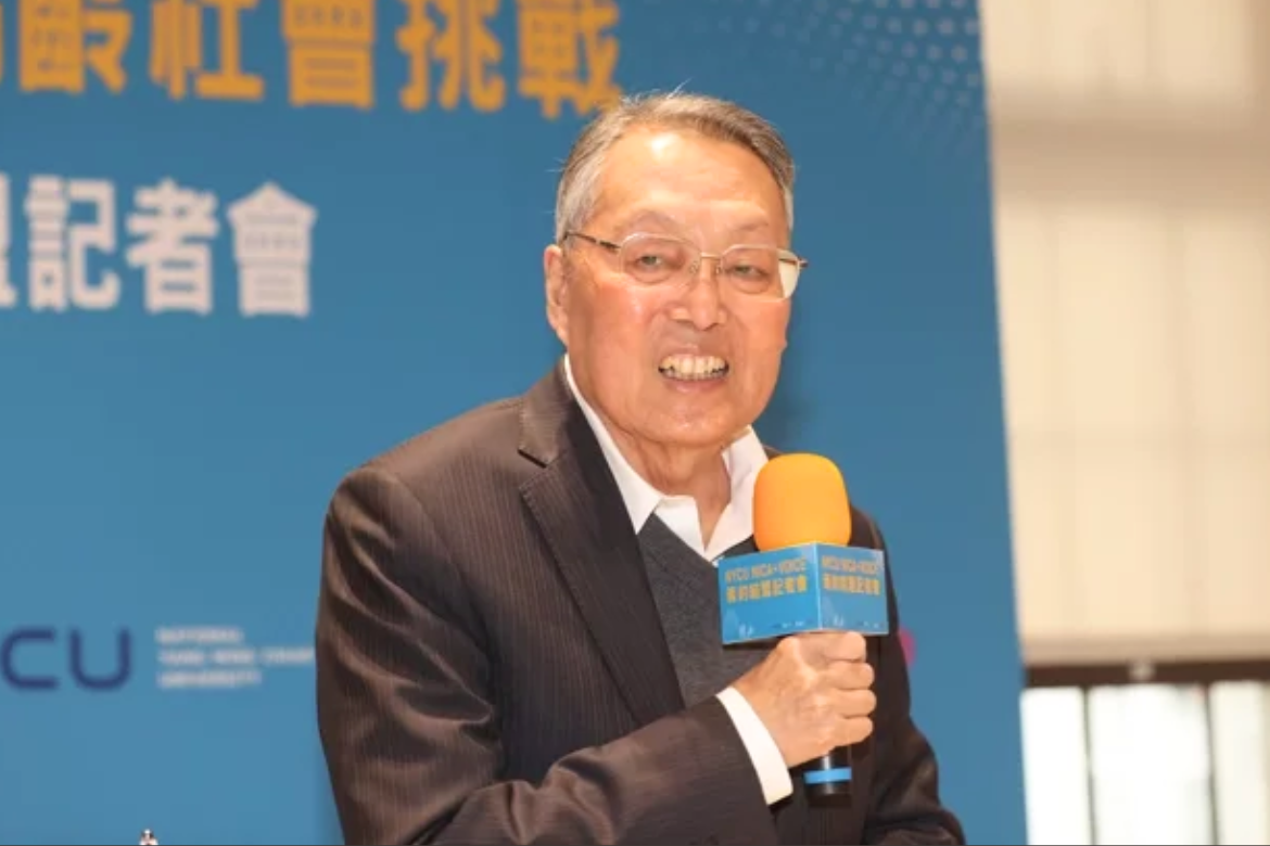 Chairman Stan Shih of the Stans Foundation participated in the press conference, sharing his example. (photo from udn.com)
