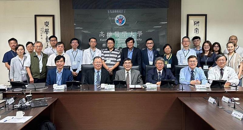 Kaohsiung Medical University and National Yang Ming Chiao Tung University jointly host a collaborative research results presentation and matchmaking event.