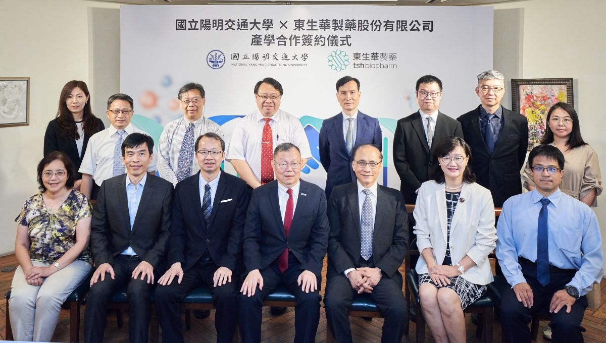 Group photo of TSH Biopharm and NYCU team (Photo credit: TSH Biopharm)