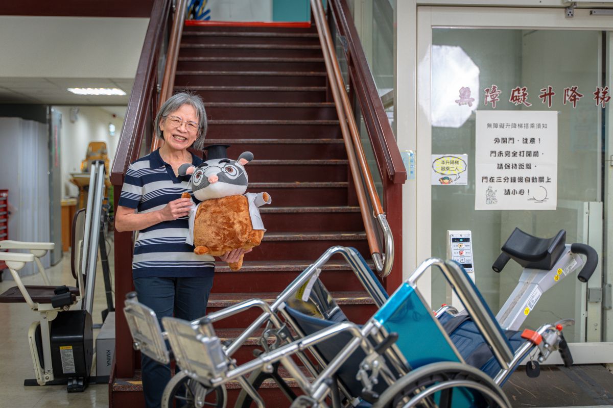The Research Center utilizes NYCU’s interdisciplinary expertise to advance assistive technology and provide accessible solutions for elderly care