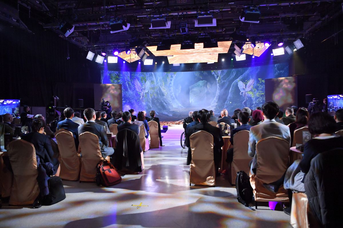 From the opening video to the award moments, from each change in stage lighting to every frame of background imagery, the ceremony demonstrated close collaboration between academia and industry.
