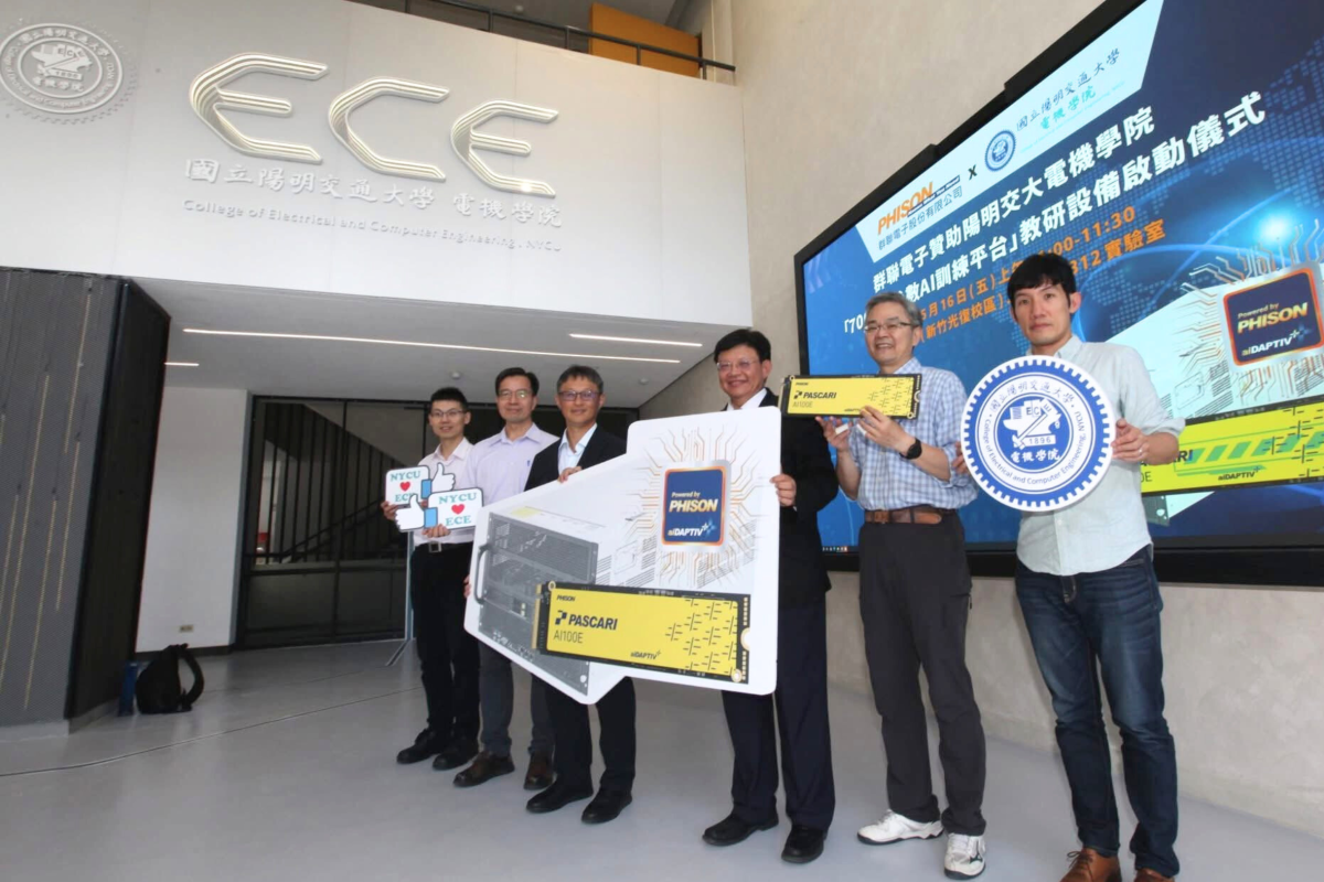 The NYCU ECE AI Laboratory was officially inaugurated, with College of Electrical and Computer Engineering Dean Li-Chun Wang (right from left) and Phison Electronics CEO K.S. Pua (third from right) attending the launch ceremony in person.