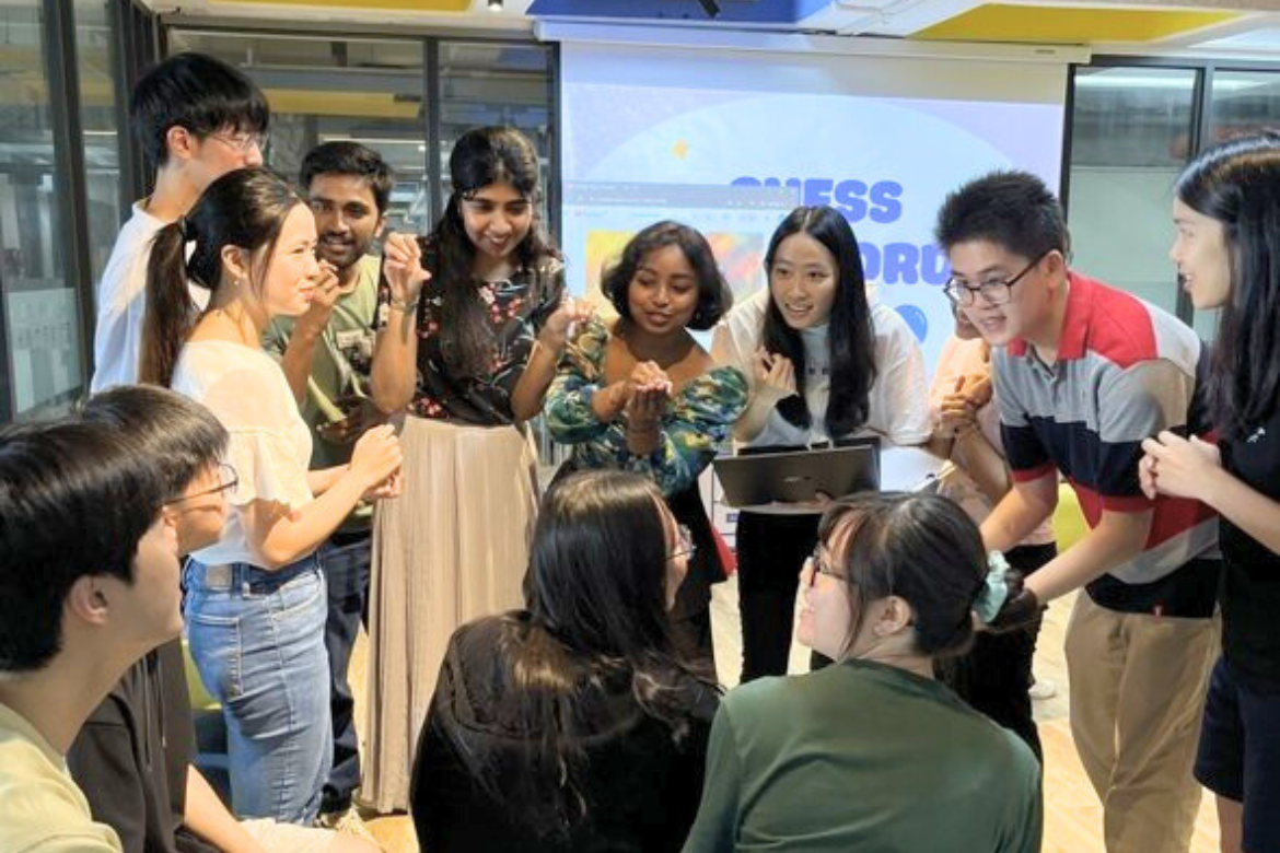 Bilingual activities co-hosted by international students and local faculty create a relaxed setting for meaningful interaction between local and international students.