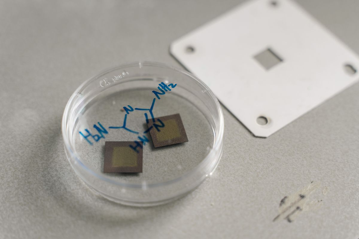 By redesigning the reactor with Membrane Electrode Assembly (MEA) technology, Prof. Hung’s team boosted CO₂-to-methane conversion efficiency by up to 1000 times—paving the way for a scalable, sustainable carbon cycle and industrial application.