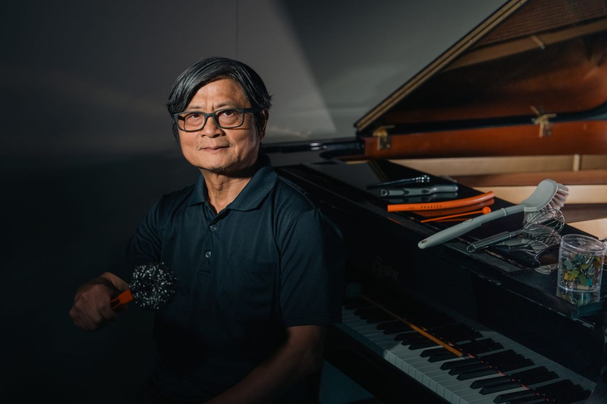 Professor Yu-Chung Tseng at NYCU’s Institute of Music leads Taiwan’s only computer music program, recently earning the “Best Music Award” at the International Computer Music Conference for his groundbreaking composition, Soundscape beyond black and white.