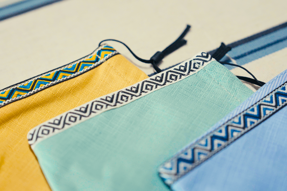 The woven bands carried deep symbolism: mountain motifs for the forests, plain-weave for the earth, and diamond shapes representing the "eyes of the ancestors."