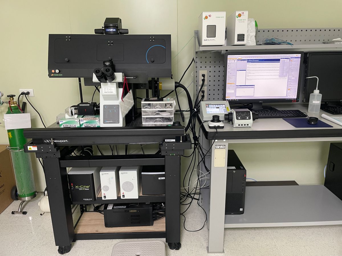 倒立式電動螢光顯微鏡 Olympus IX83